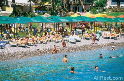 Dragos Beach Hotel 8